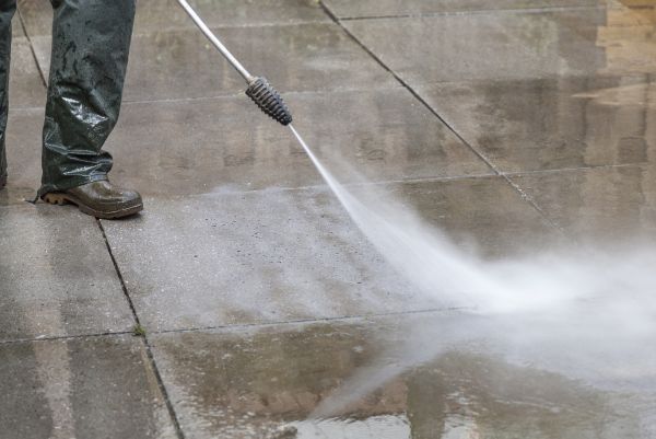 Cost of Concrete Power Washing in Estero