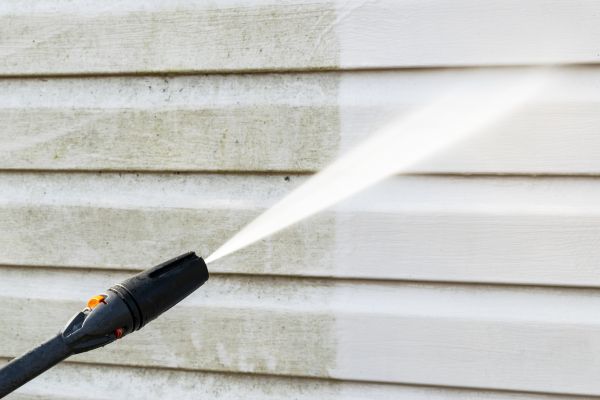 Cost of House Exterior Cleaning in Estero