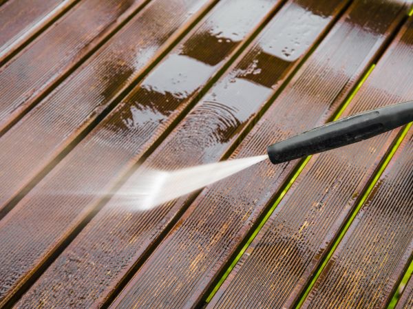 Cost of Deck Pressure Washing in Estero