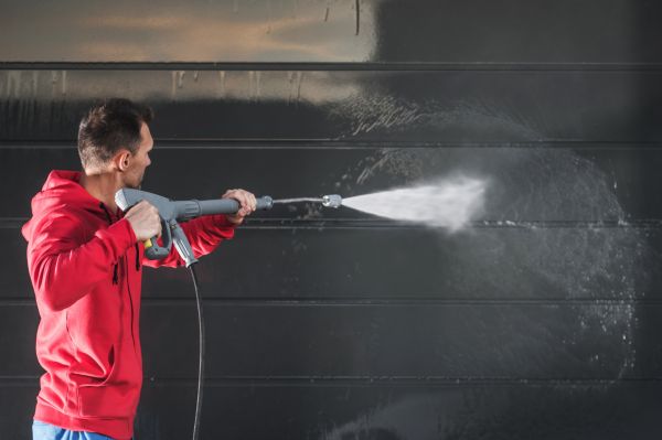 Cost of Exterior Washing in Estero