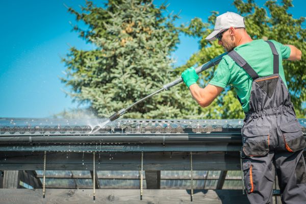 Cost of Gutter Power Washing in Estero
