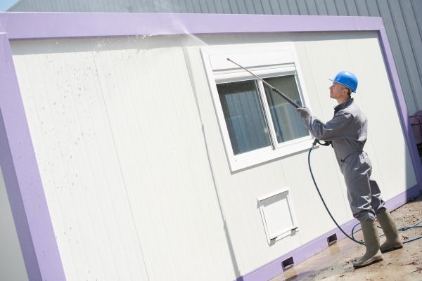 Cost of Apartment Pressure Washing in Estero